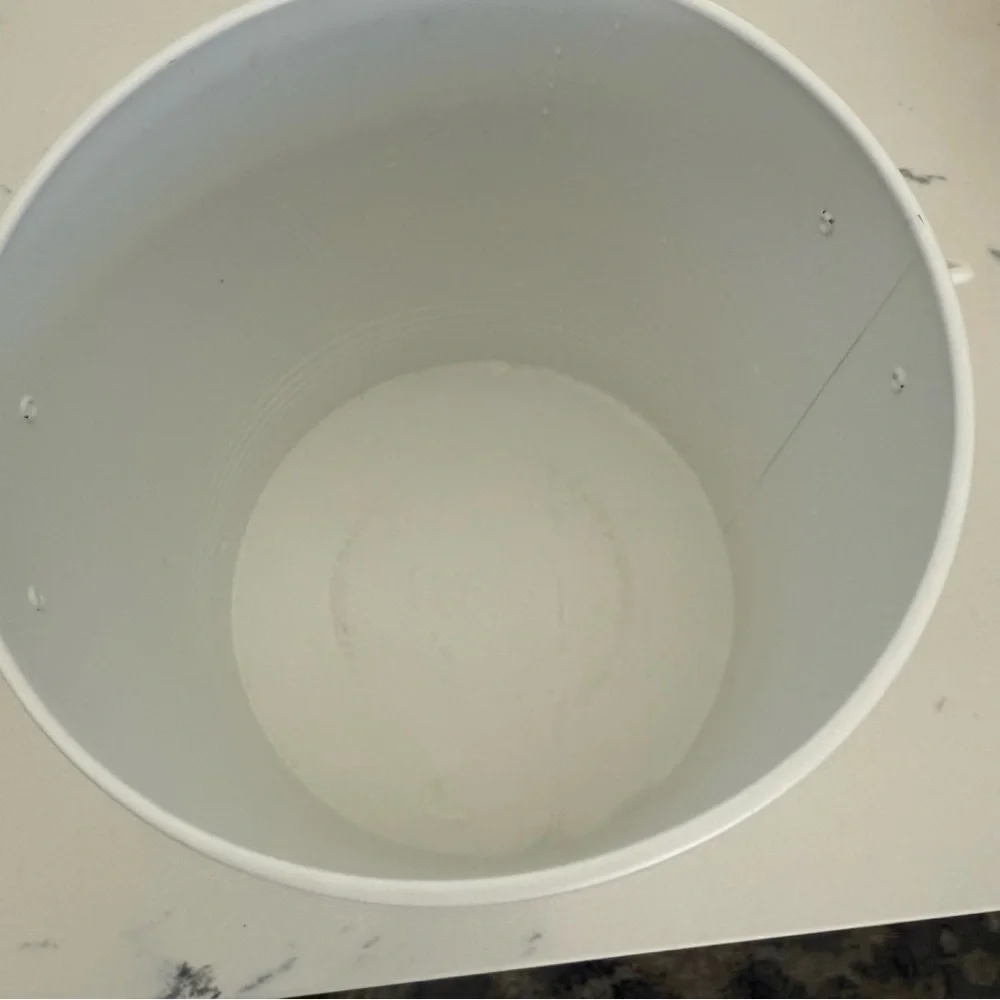 Countertop Compost Bin~White